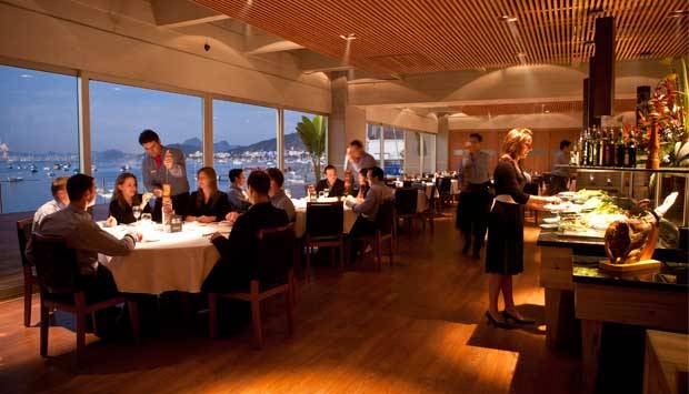 Procon multa restaurantes por uso de produtos fora da validade