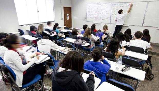Somente 16,6% dos estudantes do Rio sabem Matemática ao sair da escola