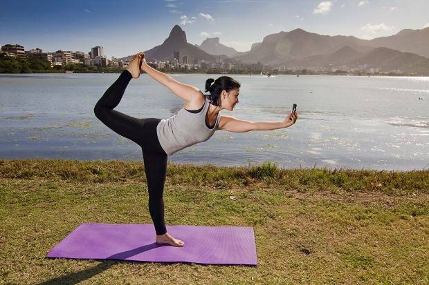 Aulões gratuitos de yoga na Lagoa