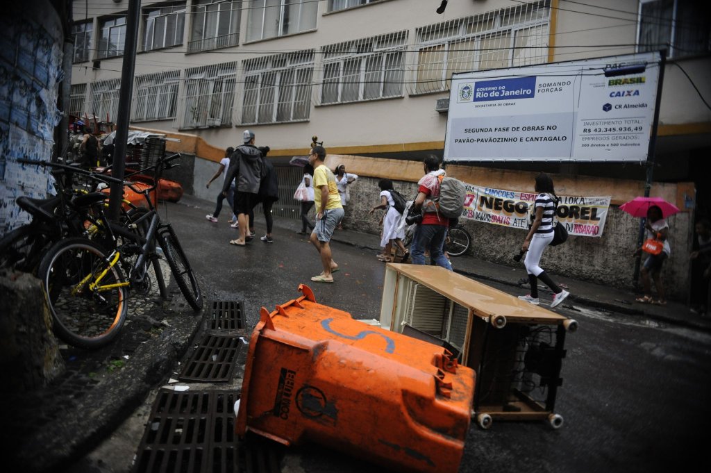 Três taxistas são mortos no Rio após irem a baile funk em Ipanema