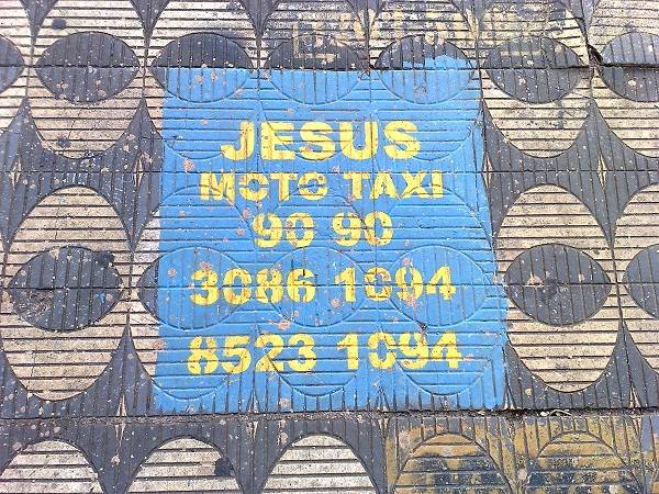 Jesus &eacute; Tudo, por Christian Caselli<br>