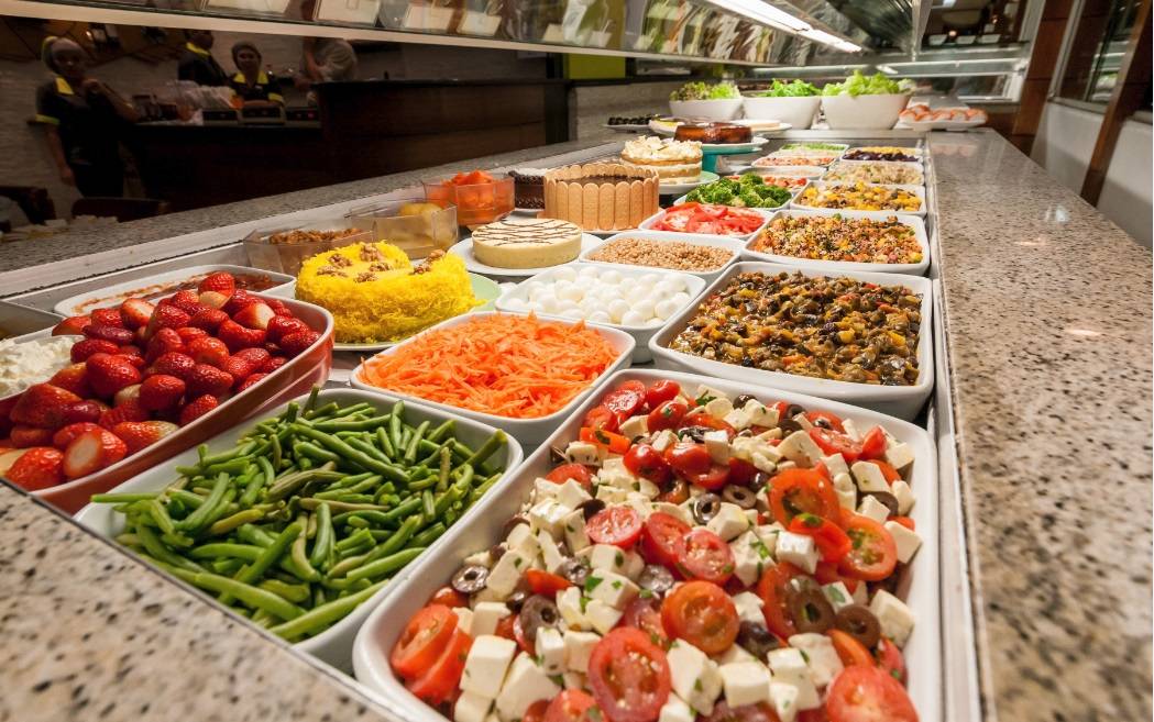 Restaurantes onde é possível montar o próprio prato