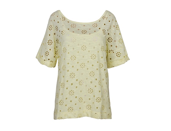 Blusa vazada. R$ 49,90.<br> Blusa vazada. R$ 49,90.<br>