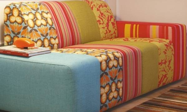 Estampas tipo patchwork devem ser usadas em uma pe&ccedil;a ou parede do c&ocirc;modo, apenas, e de prefer&ecirc;ncia em ambientes com base neutra.<br>