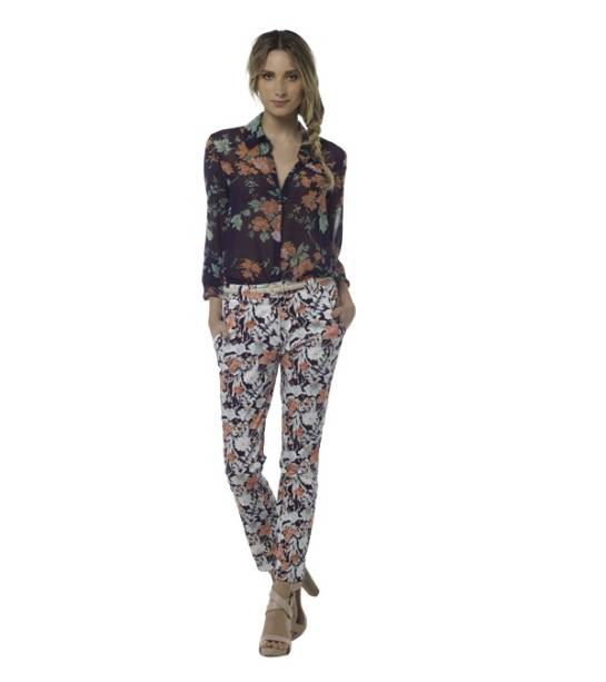 Camisa: R$ 370,00. Cal&ccedil;as: R$ 495,00. Rua Visconde de Piraj&aacute;, 437, 2&deg;andar, Ipanema, tel. 2332-2124.<br>