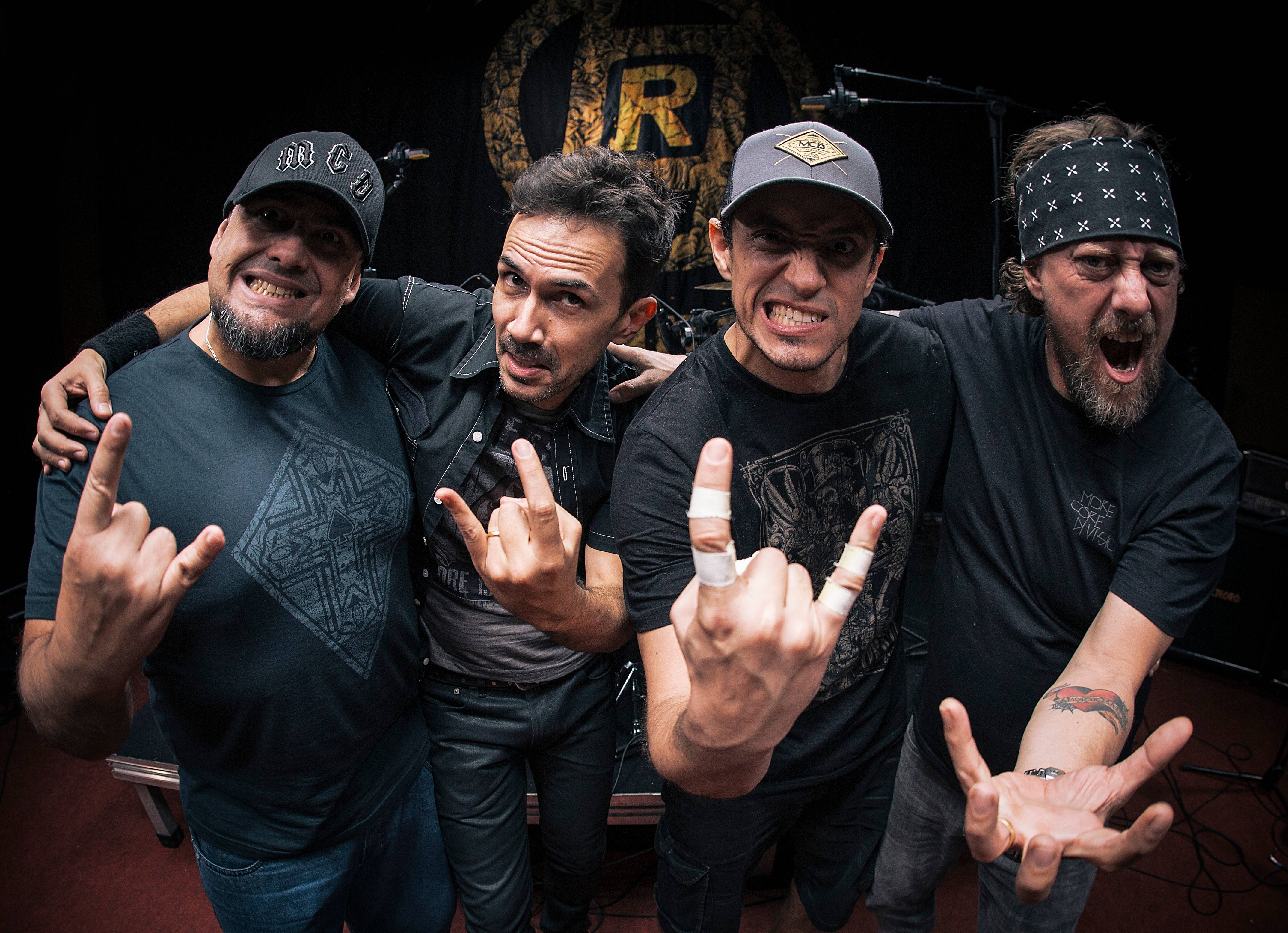Celebrando 20 anos, Raimundos volta ao Circo Voador
