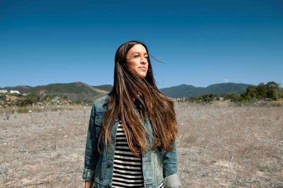 Alanis Morisette e Norah Jones anunciam show no Rio