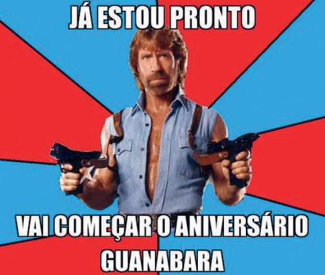 Tradição no Rio, a liquidação de aniversário da rede Guanabara atraiu uma multidão de clientes, que se engalfinharam atrás de ofertas Tradição no Rio, a liquidação de aniversário da rede Guanabara atraiu uma multidão de clientes, que se engalfinharam atrás de ofertas