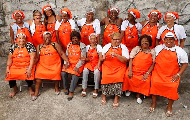 Feira reúne comidas típicas e samba de raiz em Oswaldo Cruz