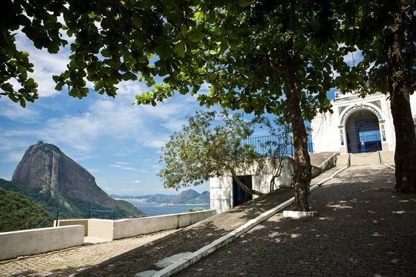 Projeto da UFRJ cria roteiro turístico em seis fortes do Rio