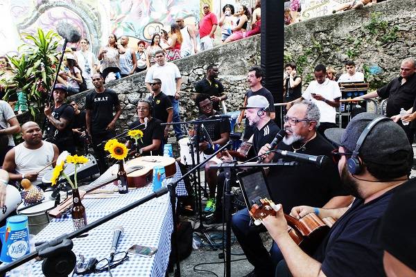 Evento promove rodas de samba durante 48 horas na cidade