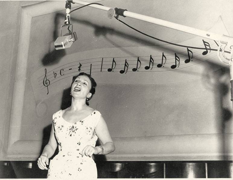 Rádio MEC celebra 80 anos