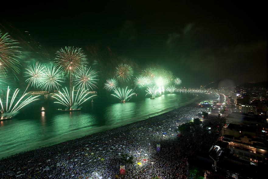 Réveillon: governador quer manter queima de fogos e caixas de som em Copacabana