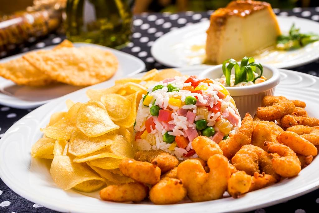 Uva & Vinho lança menu executivo de camarão