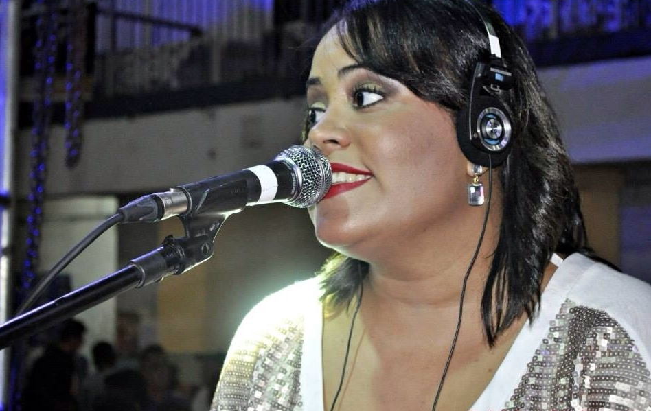 Ex-participantes do The Voice fazem shows de samba gratuitos na Barra