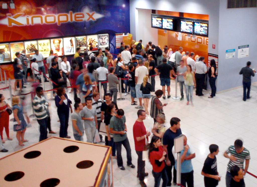 Novas regras para meia-entrada entram em vigor
