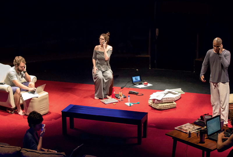 Para os que Estão em Casa aborda a solidão