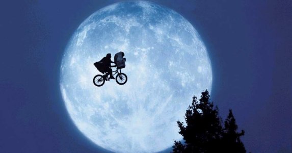 e-t.jpeg E.T.