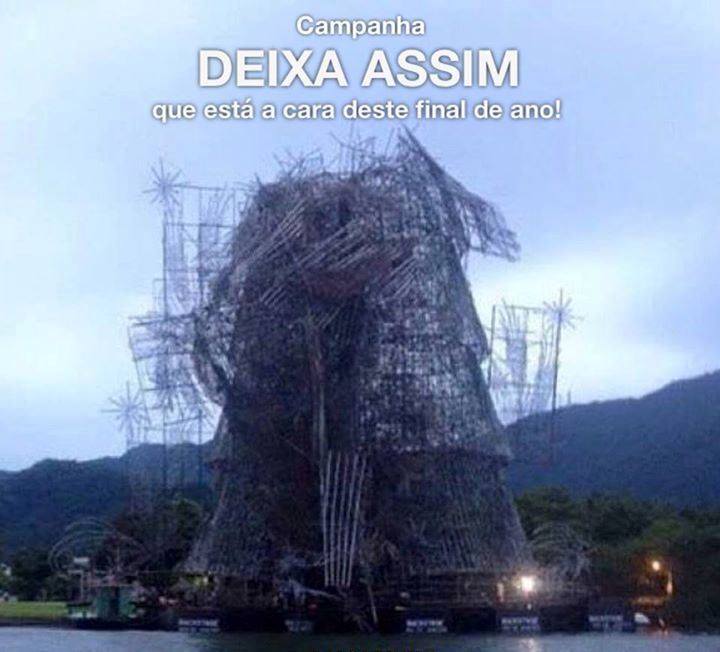 Árvore de Natal da Lagoa vira meme após ser parcialmente destruída