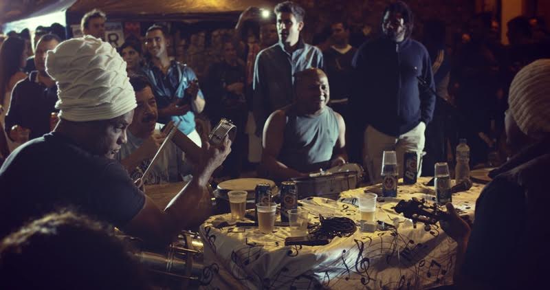 Evento promove dez rodas de samba simultâneas na cidade