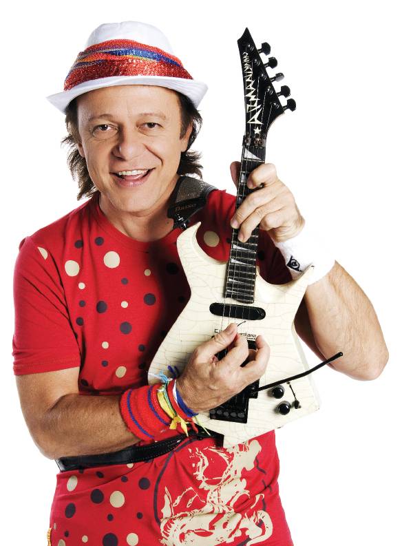 Rei da guitarra baiana, Armandinho lança novo disco