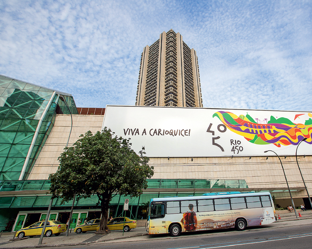 Rio 450 anos: marcas diversas usam símbolo do aniversário da cidade