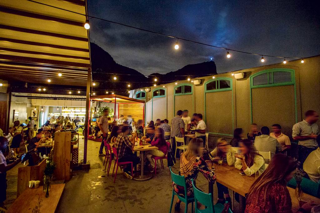 Novidade, Sobe traz drinques inventivos e visual do Rio