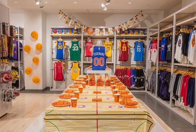 NBA inaugura sua primeira loja no Brasil