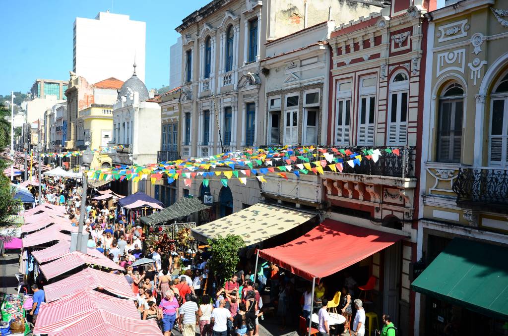Feira do Rio Antigo tem edição especial para o Dia dos Namorados