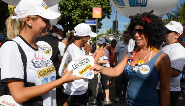 Deputado federal Hugo Leal, autor da Lei Seca, lança livro