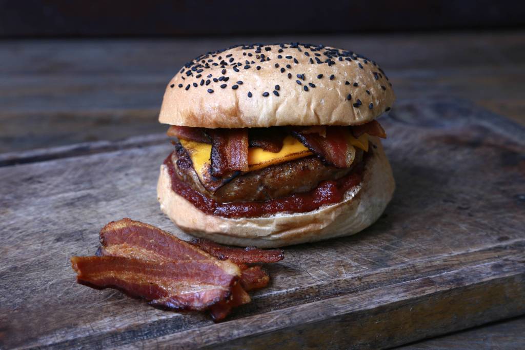 Degusta Burger tem nova edição no Village Mall
