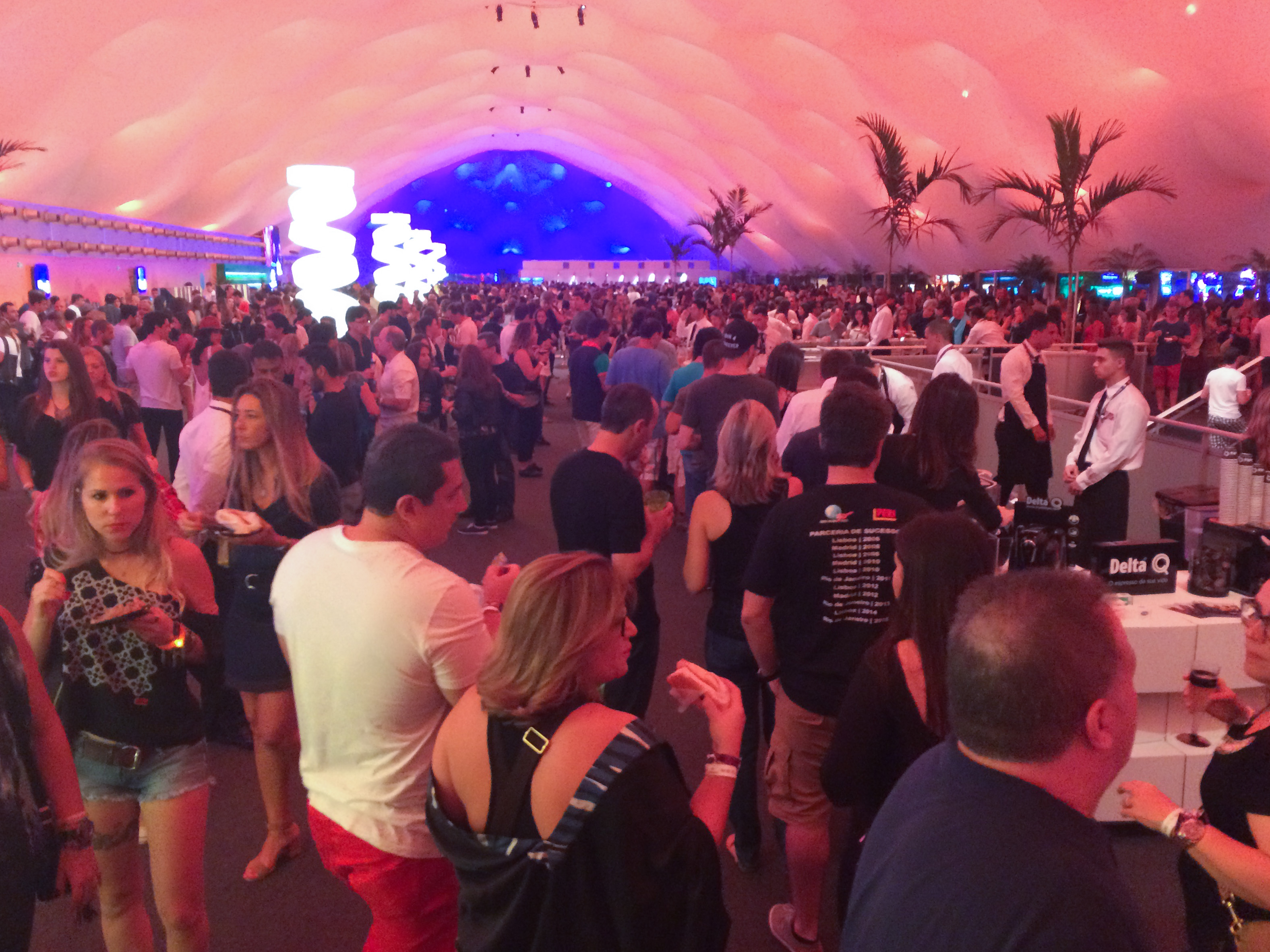 Área VIP do Rock in Rio finalmente fica cheia de famosos