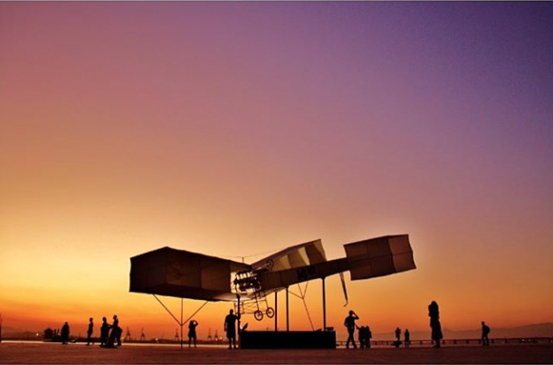 Um passeio pela mostra O Poeta Voador