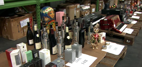 Produtos importados apreendidos pela Receita Federal serão leiloados