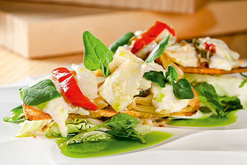 Alacena_salada-fria-de-laminas-de-bacalhau_Cred-Rodrigo-Azevedo
