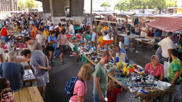 Feira de antiguidades da Praça XV ganha novas regras