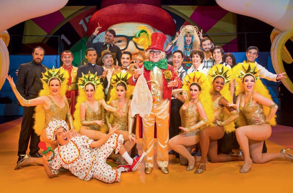 Musical sobre Chacrinha  mostra curiosidades do ícone da TV