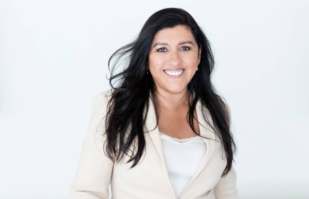 Com sucesso no cinema, Regina Casé se reencontra como atriz