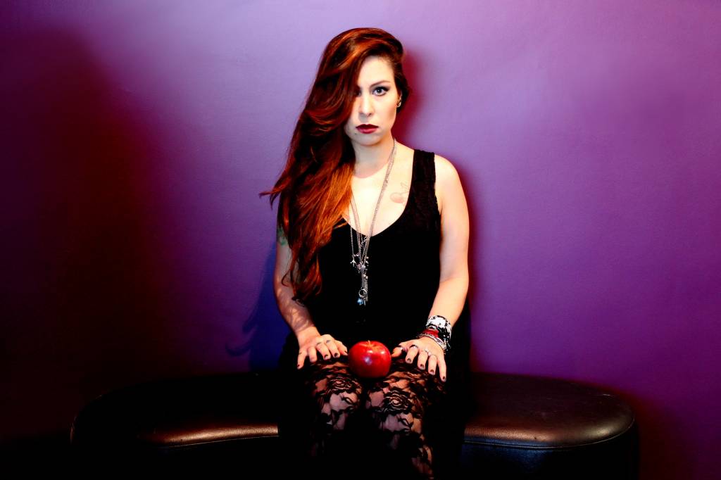 Grávida, Pitty não participará de show na praia domingo (10)