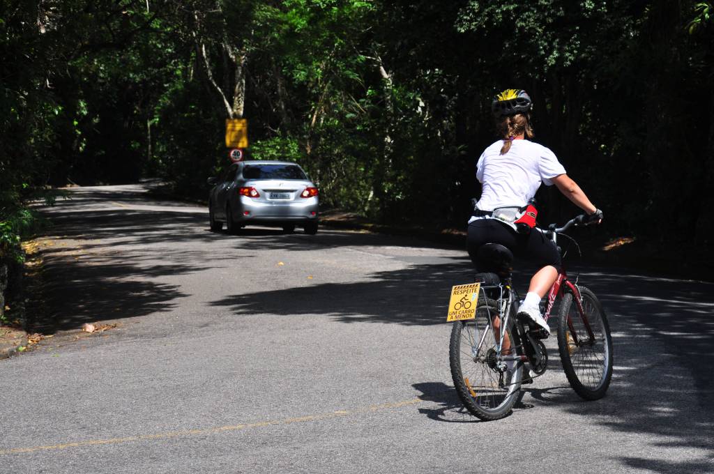 Rio conscientiza motoristas de ônibus para melhorar convívio com ciclistas