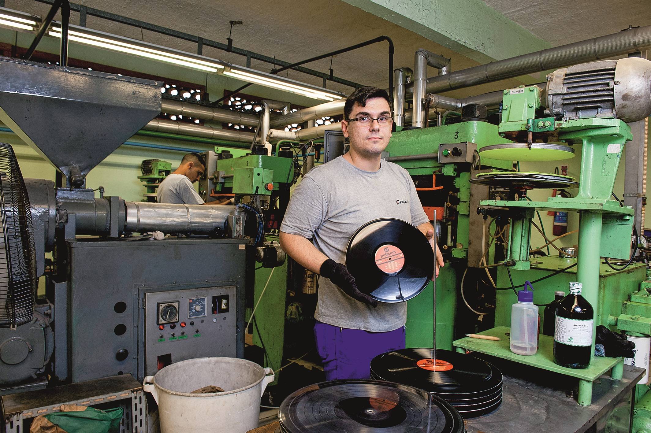 Fábrica de discos Polysom se prepara para bater recorde de produção
