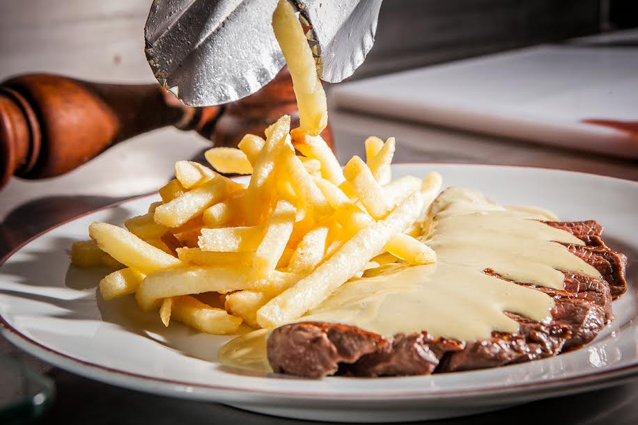 Restaurantes em que é possível repetir os acompanhamentos à vontade