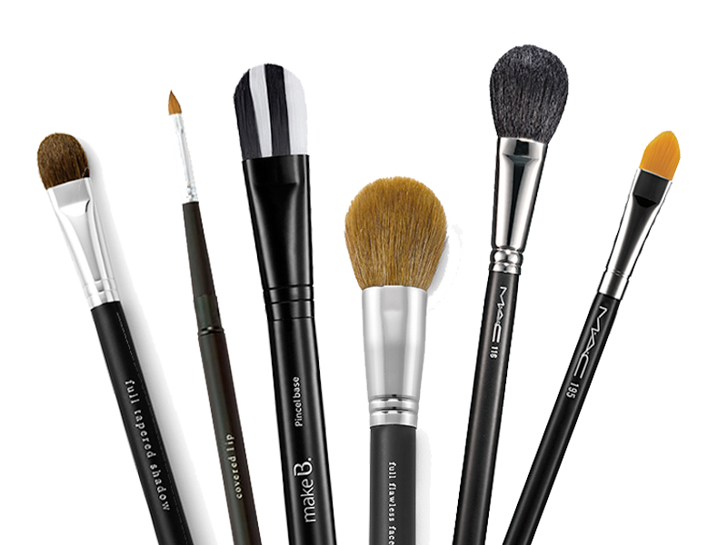 Aprenda a usar os pincéis certos para o make perfeito