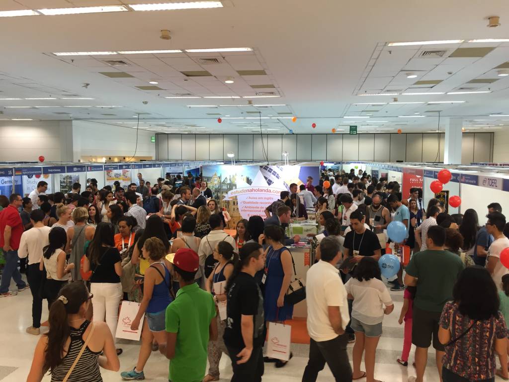 Feira de intercâmbio Eduexpo tem nova edição no Rio