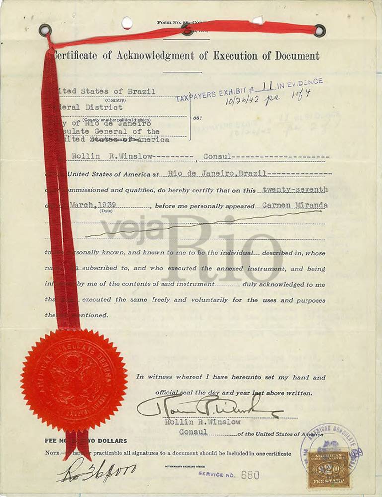 Primeiro contrato assinado por Carmen com Lee Shubert, através do consulado dos EUA, em 1939 Primeiro contrato assinado por Carmen com Lee Shubert, através do consulado dos EUA, em 1939