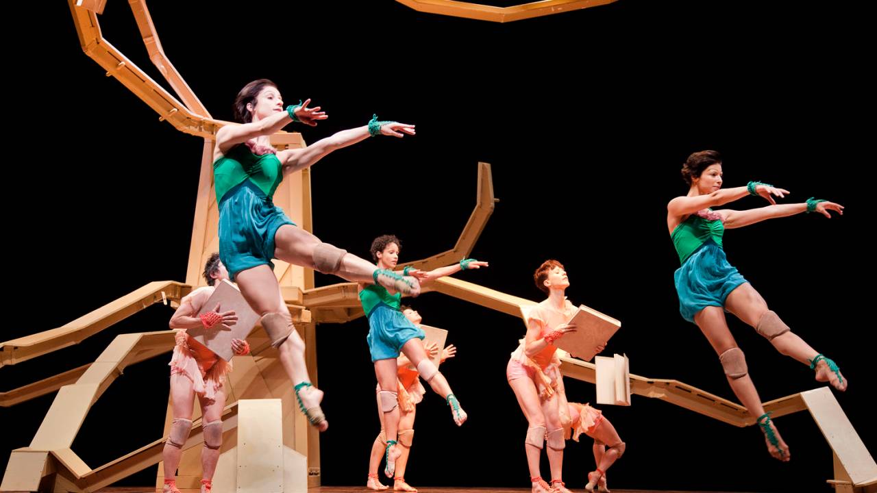 Tatyana: espetáculo de dança de Deborah Colker