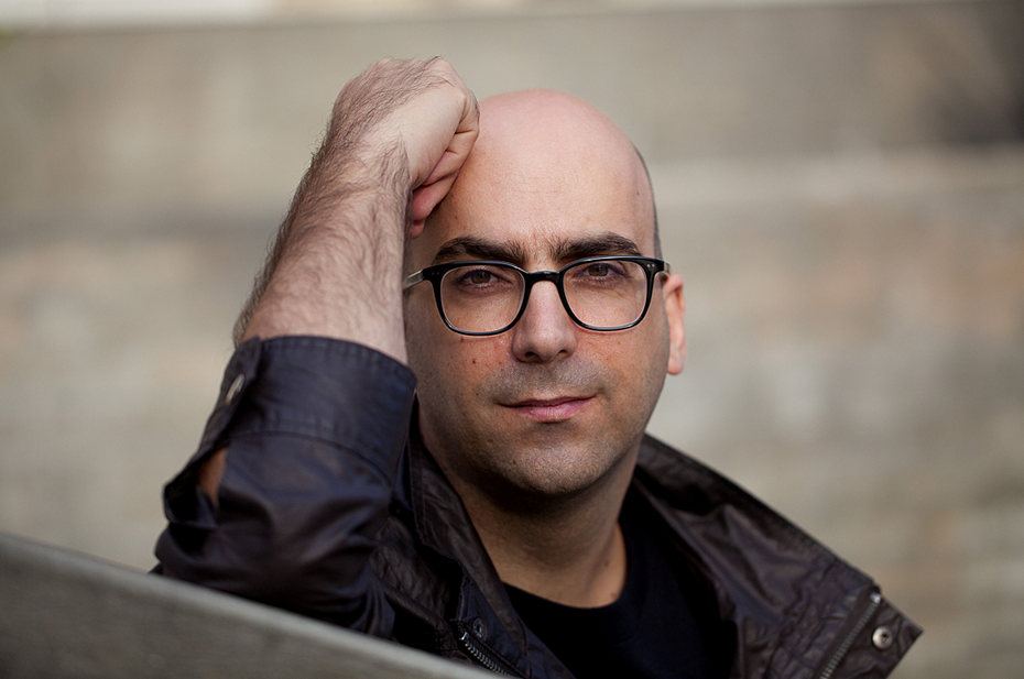 Escritor luso-angolano Valter Hugo Mãe participa de debate no Rio