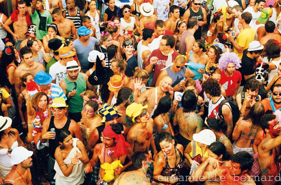 Fotógrafa francesa registrou a dança e a musicalidade dos cariocas Fotógrafa francesa registrou a dança e a musicalidade dos cariocas