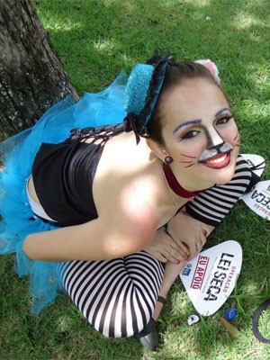 Atriz vítima de explosão de bueiro na Lapa morre