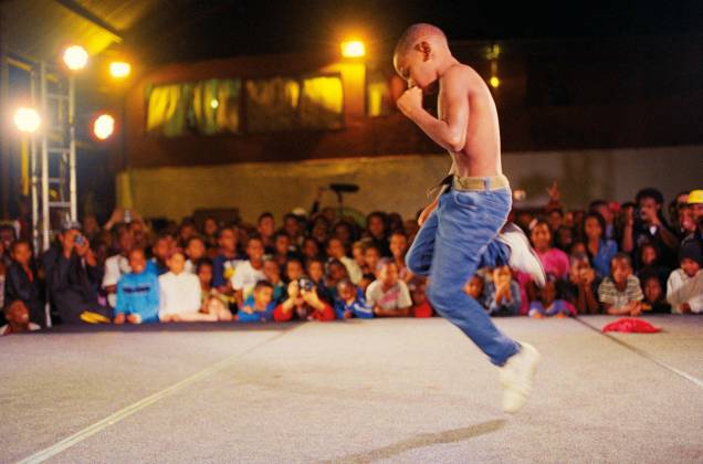 Fotógrafa francesa registrou a dança e a musicalidade dos cariocas Fotógrafa francesa registrou a dança e a musicalidade dos cariocas